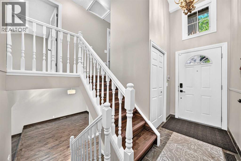 25, 448 Strathcona Drive SW