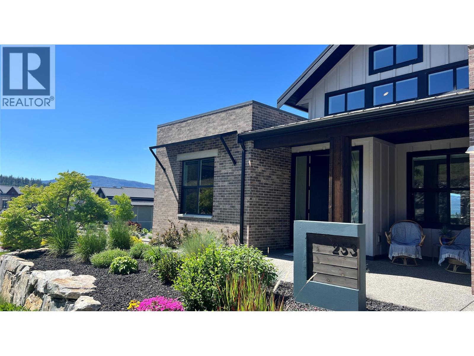 253 Ashcroft Court