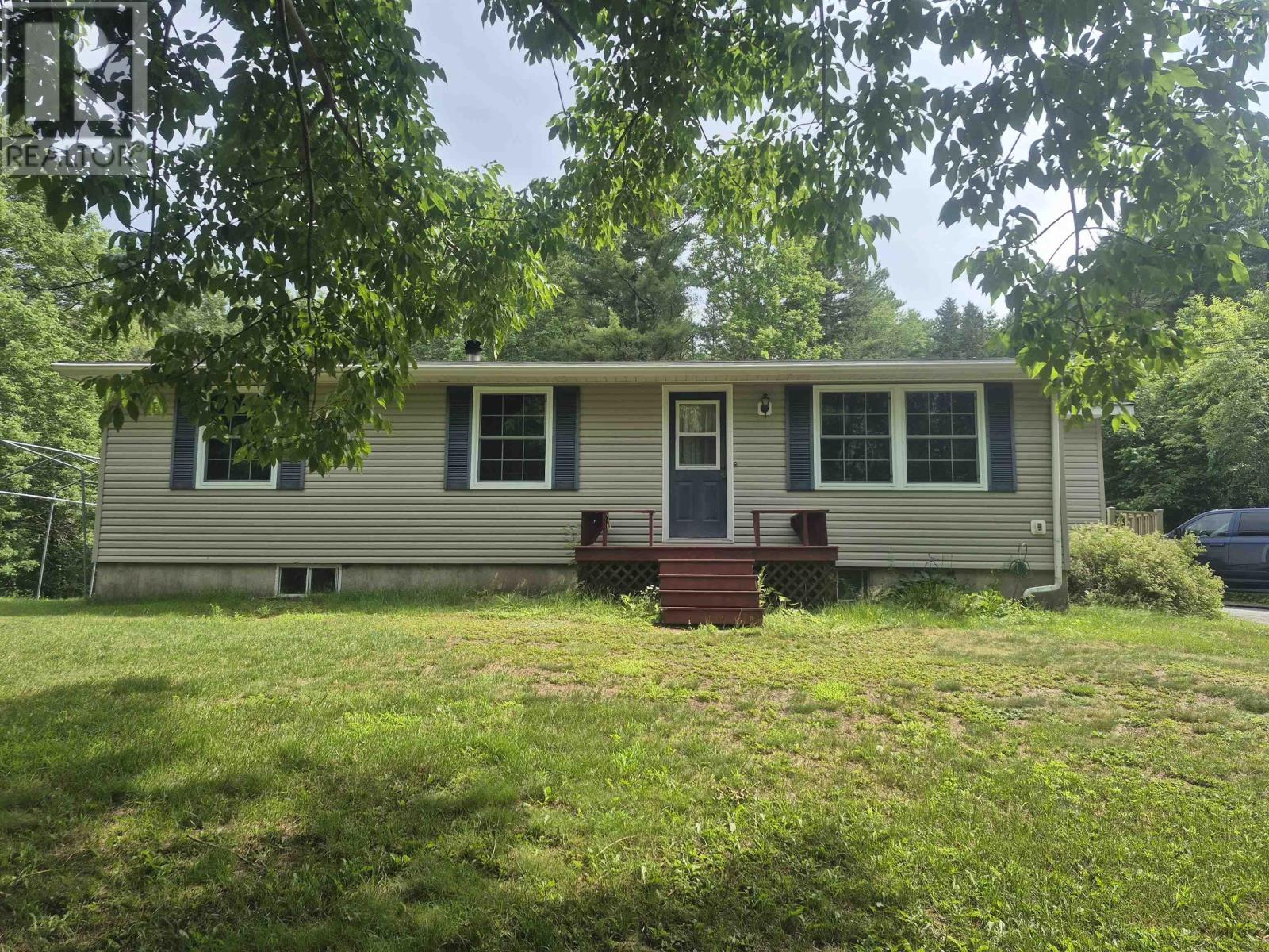 1815 Northwest Road - Photo 2