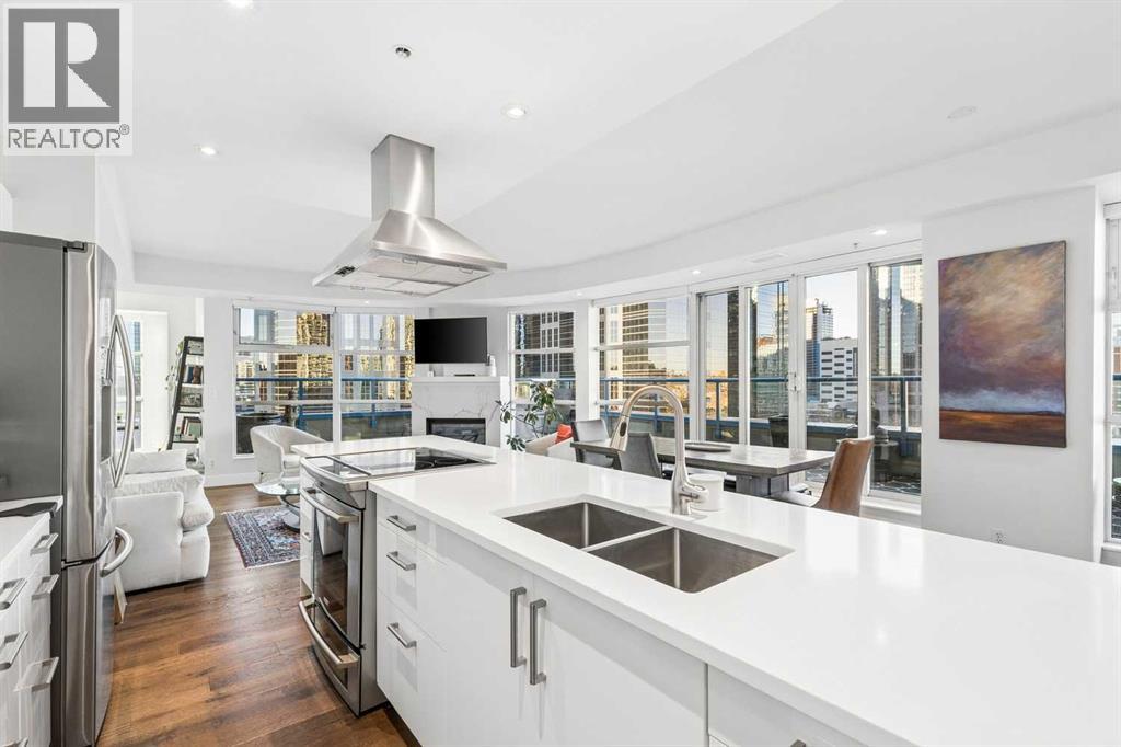 1005, 205 Riverfront Avenue SW