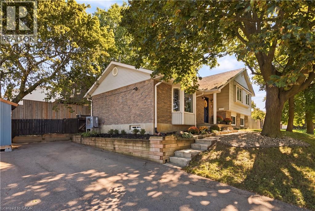 178 LAURENTIAN Drive
