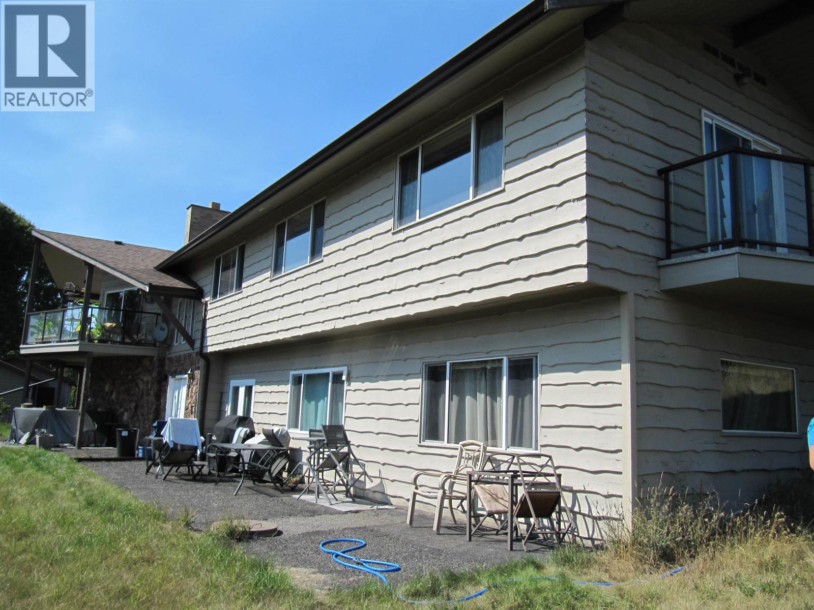 4709 PARKER COURT