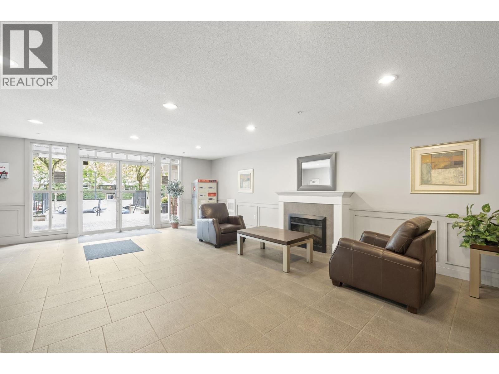 211 2353 MARPOLE AVENUE