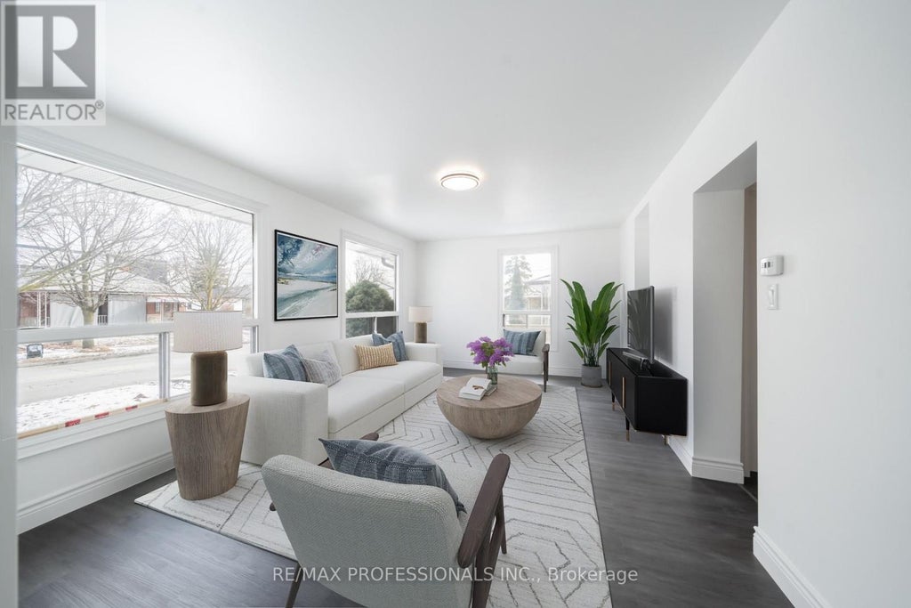 MAIN - 174 THIRTIETH STREET, TORONTO (ALDERWOOD), ON M8W 3C5 - Image 999512310.jpeg?d=l