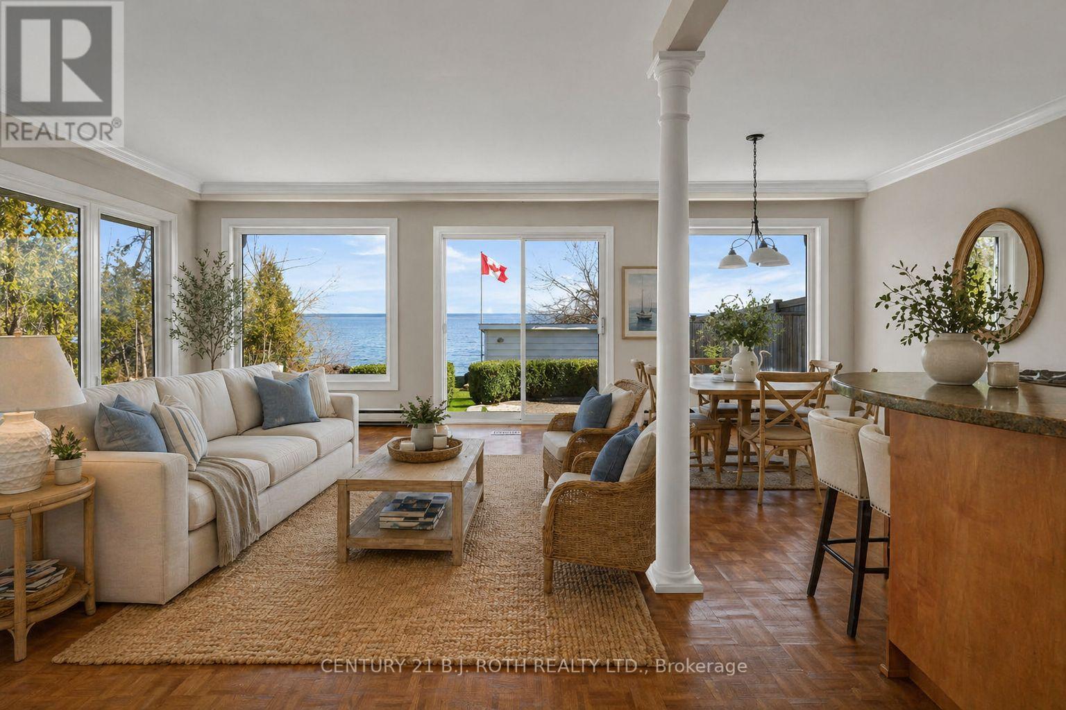 49 LAKESHORE ROAD E