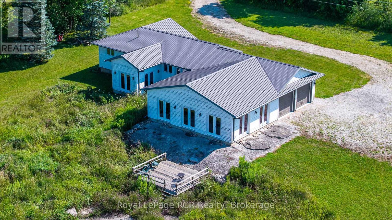 637316 ST. VINCENT-SYDENHAM TOWNLINE