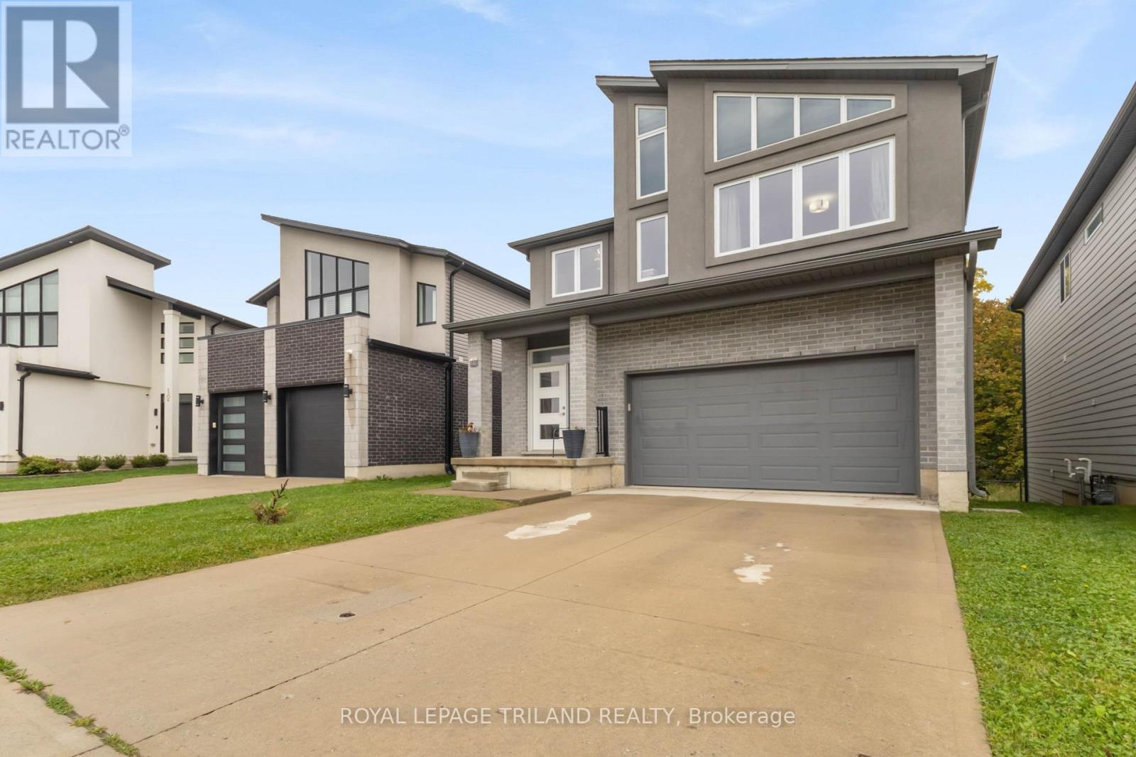 1312 SANDBAR STREET