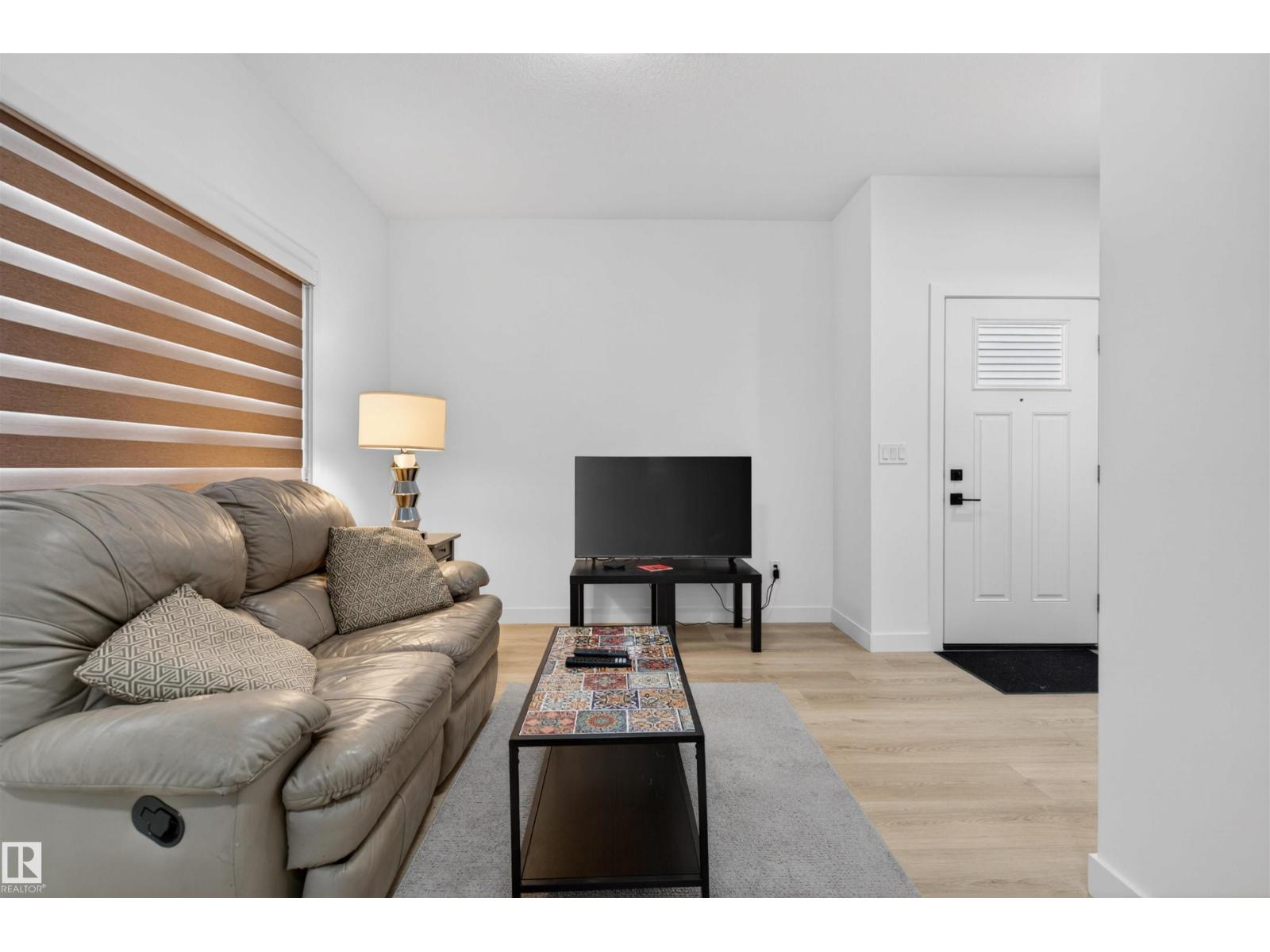 10915 159 ST NW