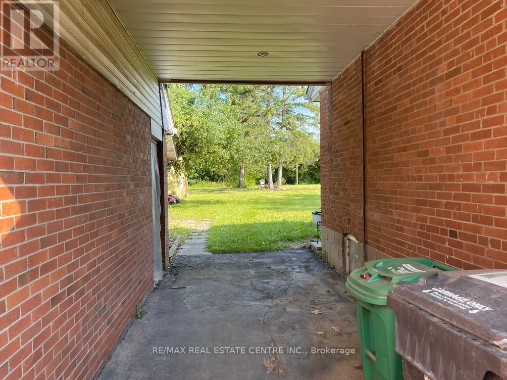 2431 THORN LODGE DRIVE