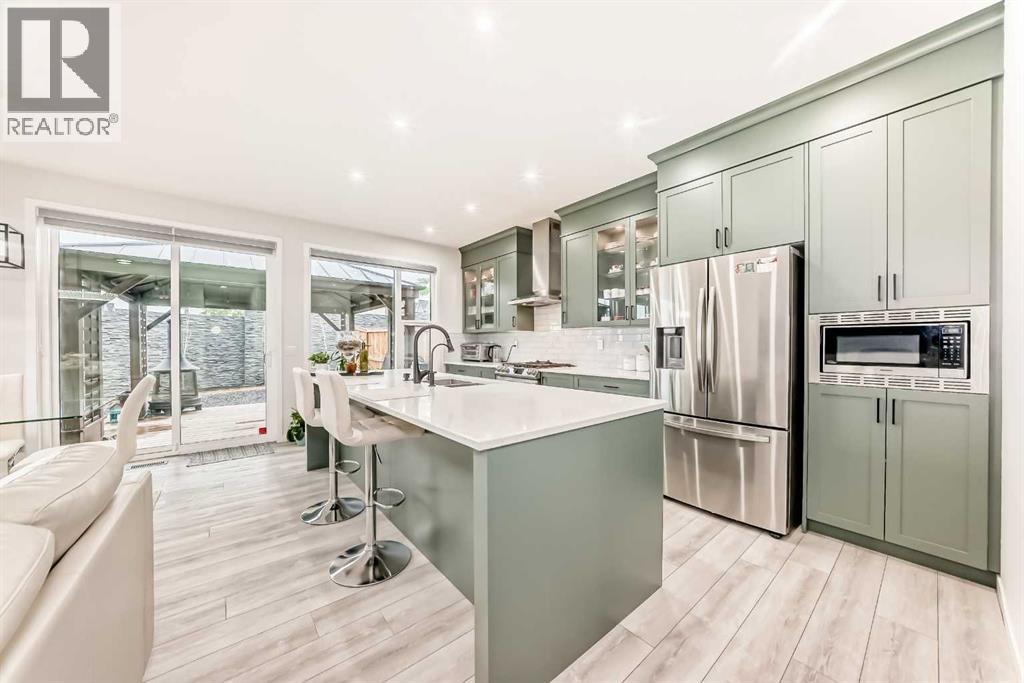 305 Edith Road NW