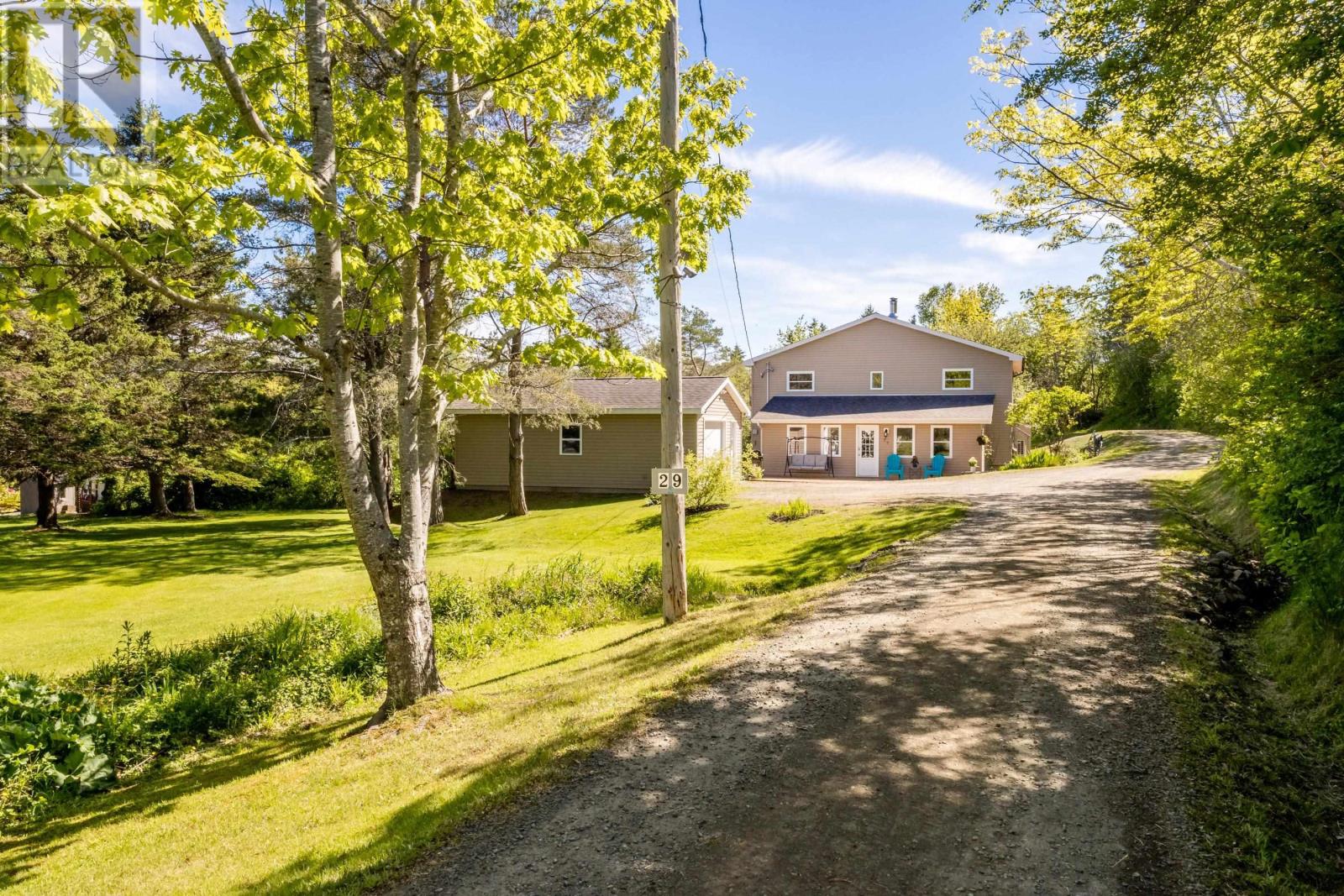 29 Culloden Road - Photo 3