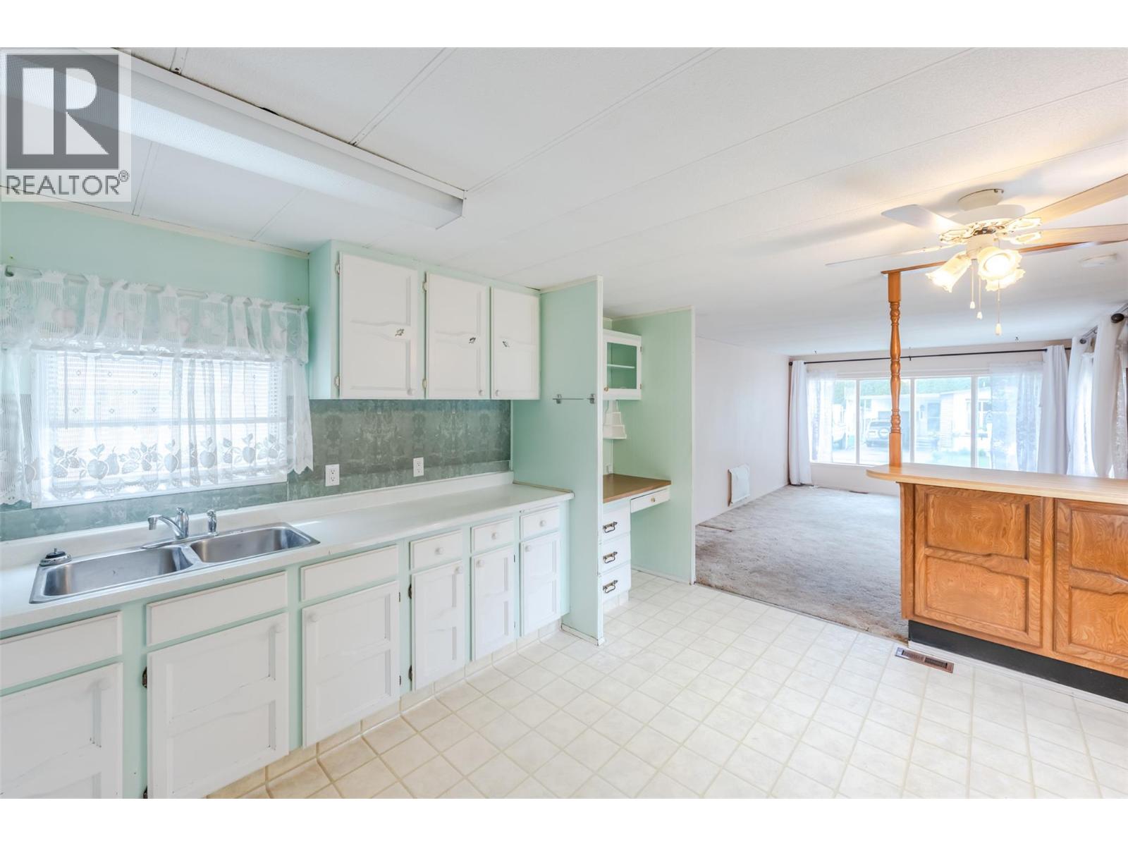 4505 McLean Creek Road Unit# C25