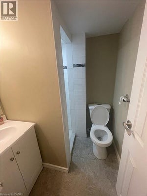 2 - 73 Barnesdale Blvd, Hamilton, ON 4
