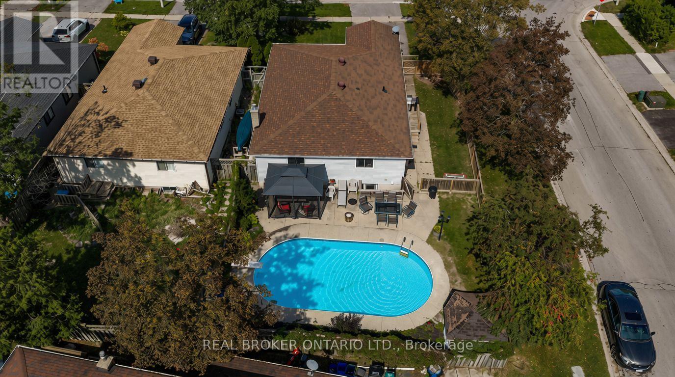 37 HICKLING TRAIL