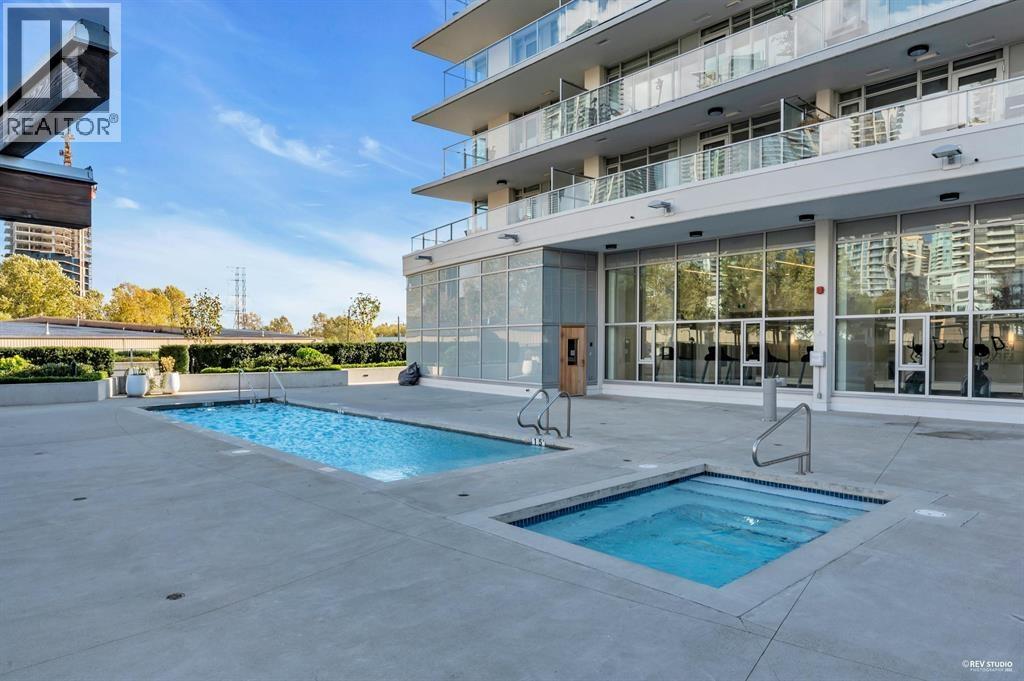 3301 2388 MADISON AVENUE
