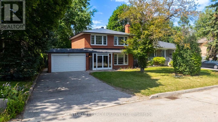 Photo 1 of 45 — 6 DONNA COURT, Toronto (Newtonbrook East), ON M2M 2C8