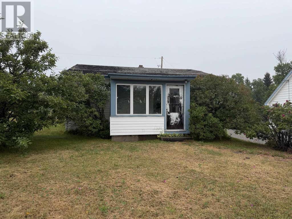 10 PRINCESS AVE