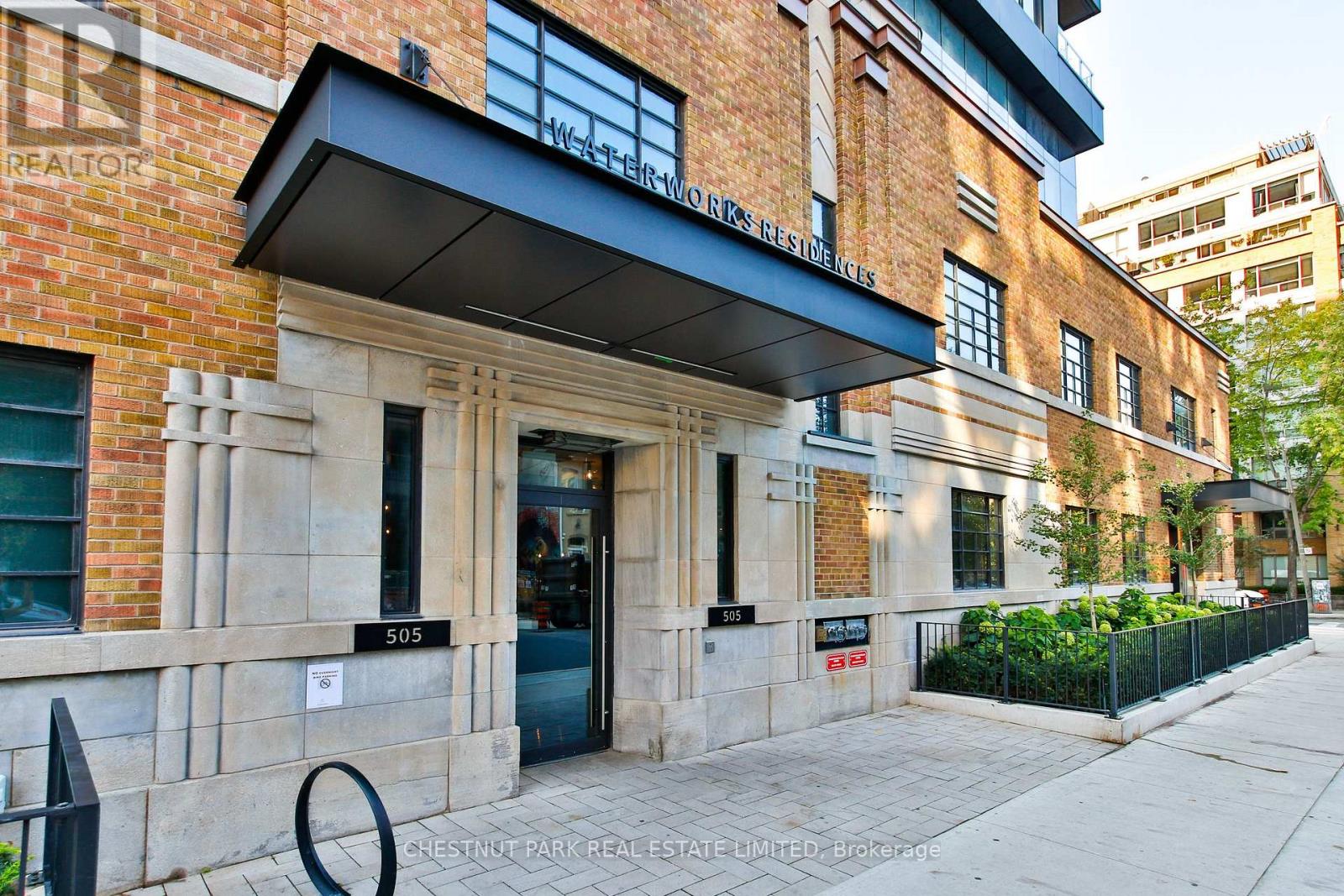424 - 505 RICHMOND STREET W