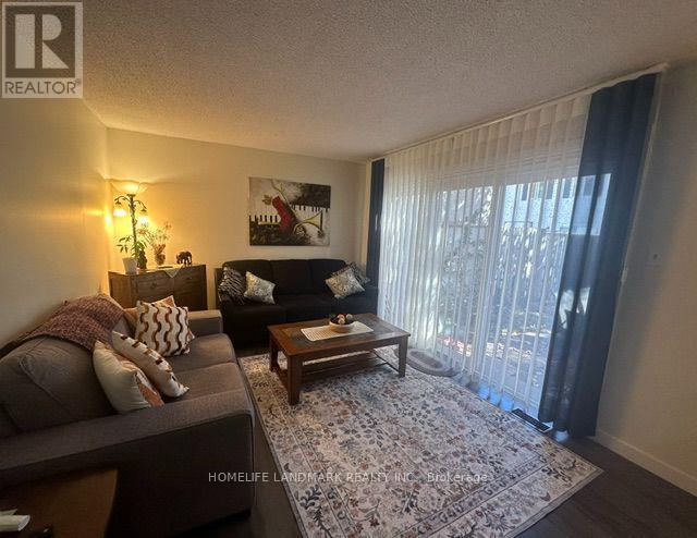 4 - 423 KEATS WAY