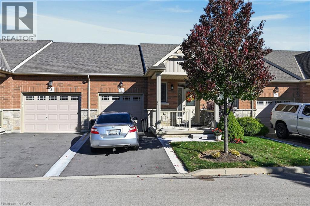 5 HILLGARTNER Lane