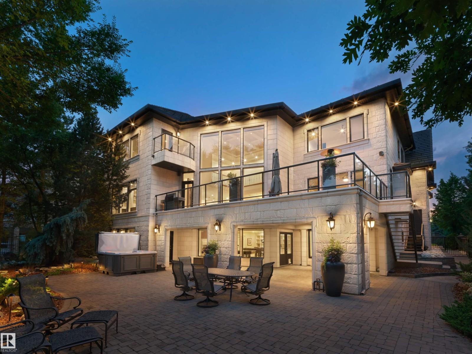 237 WILSON LN NW