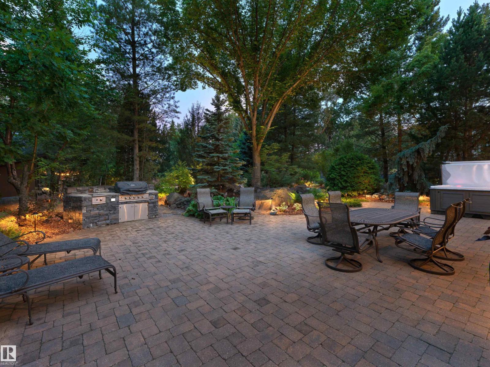 237 WILSON LN NW