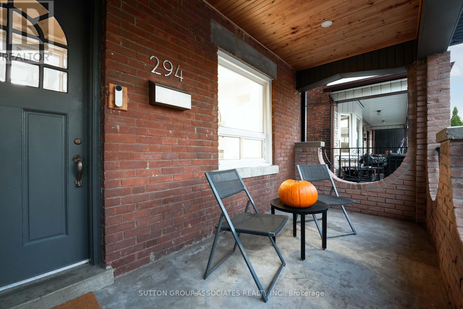 294 GLENHOLME AVENUE