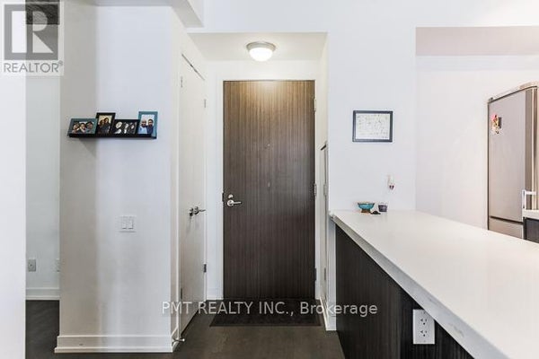 526 - 560 King St W, Toronto (Waterfront Communities), ON 2