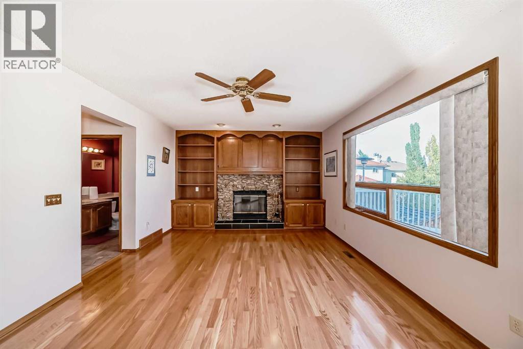 183 Christie Park Hill SW