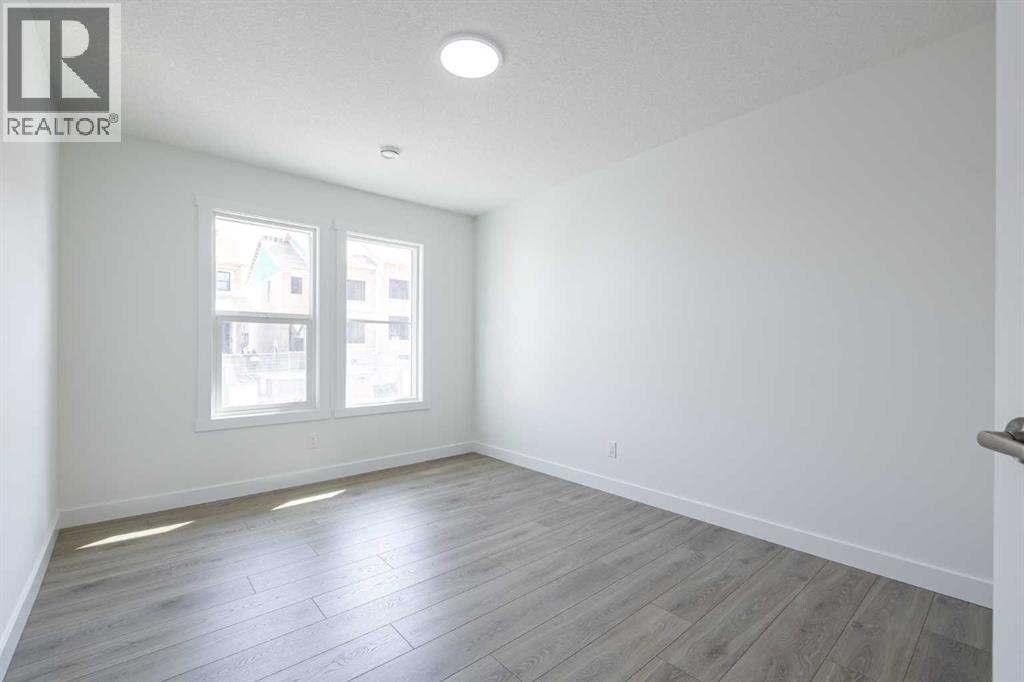 11 Tillotson Loop