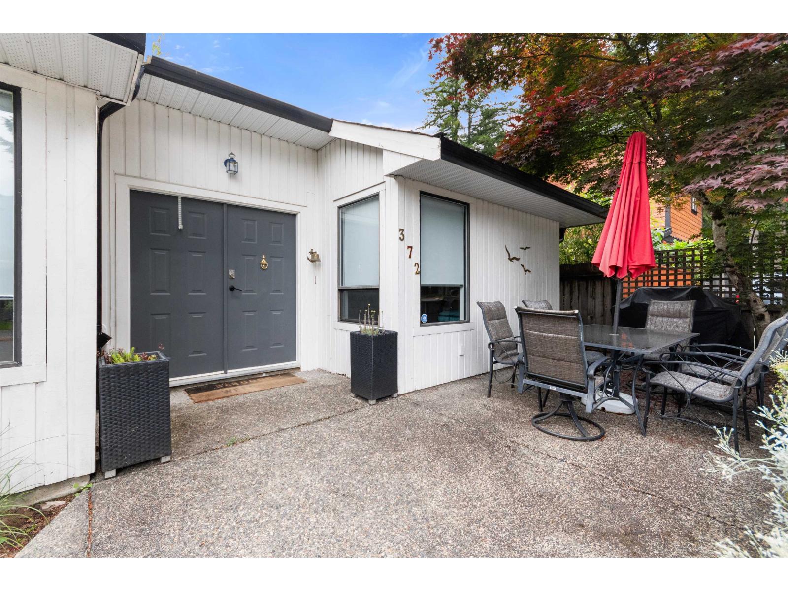 372 CEDAR STREET, Cultus Lake North