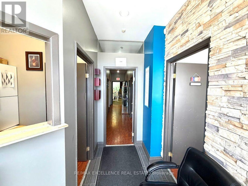 2 - 4025 BRANDON GATE DRIVE, MISSISSAUGA (MALTON), ON L4T 3Z9 - Image 921410999.jpeg?d=l