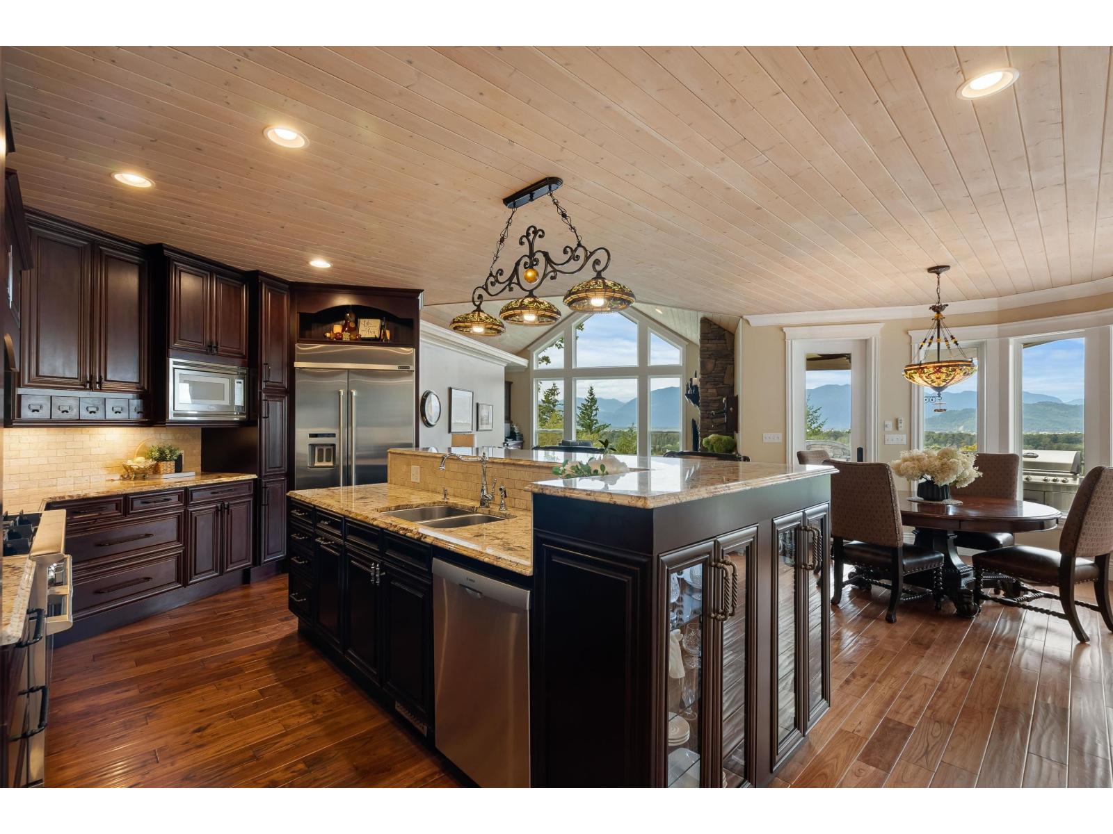 42395 HIGHLAND DRIVE, Majuba Hill