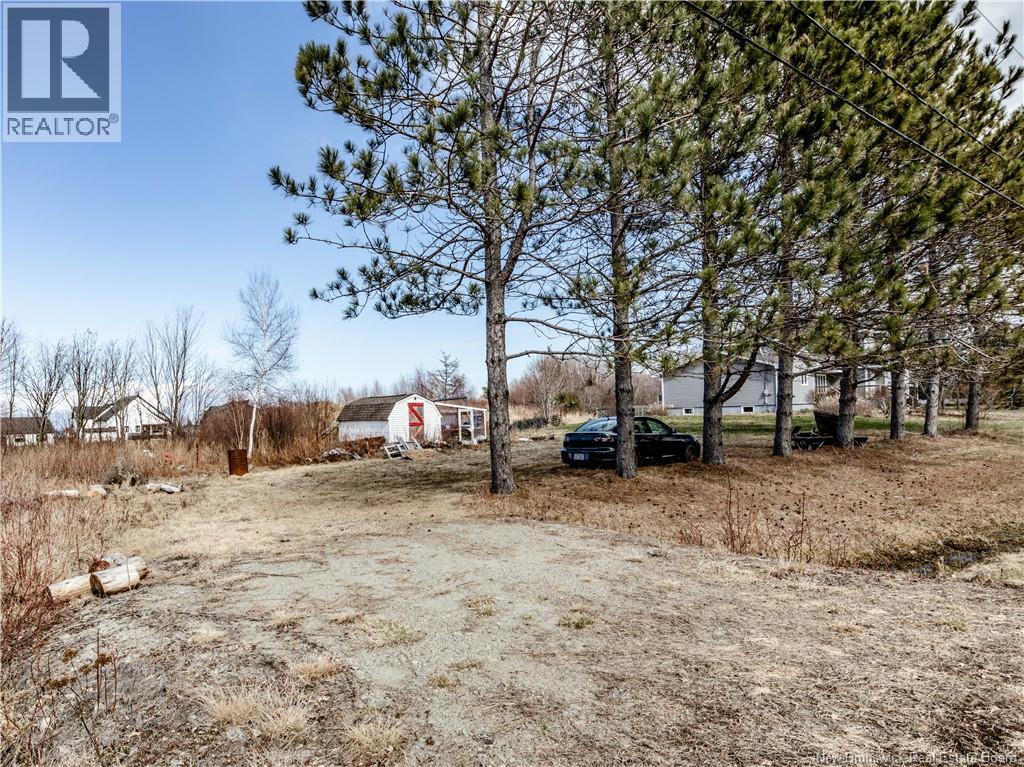 18 Louis-Bourg Road - Photo 3