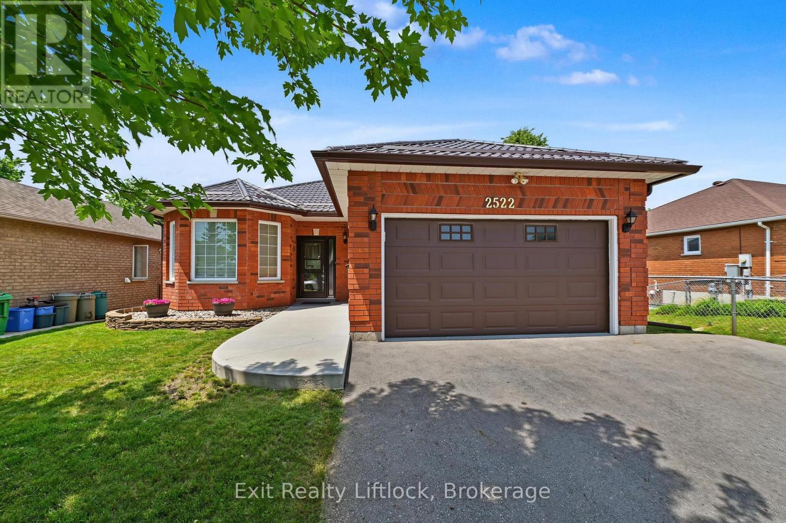 2522 MARSDALE DRIVE - Photo 2