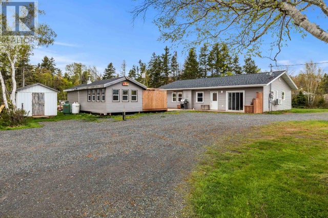 2263 SELKIRK Road