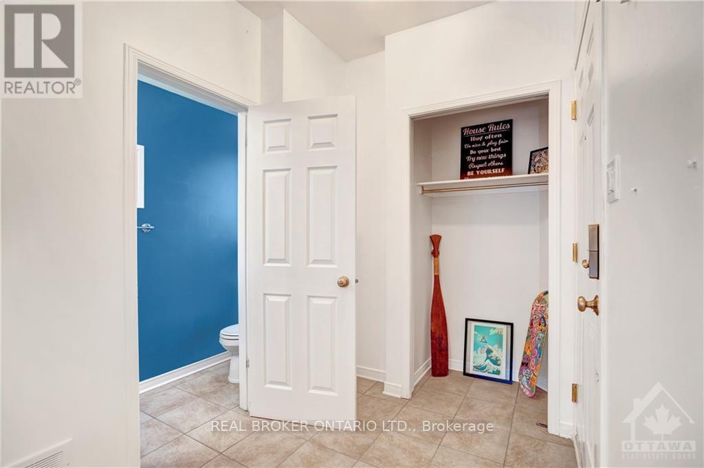 292 LONDON TERRACE