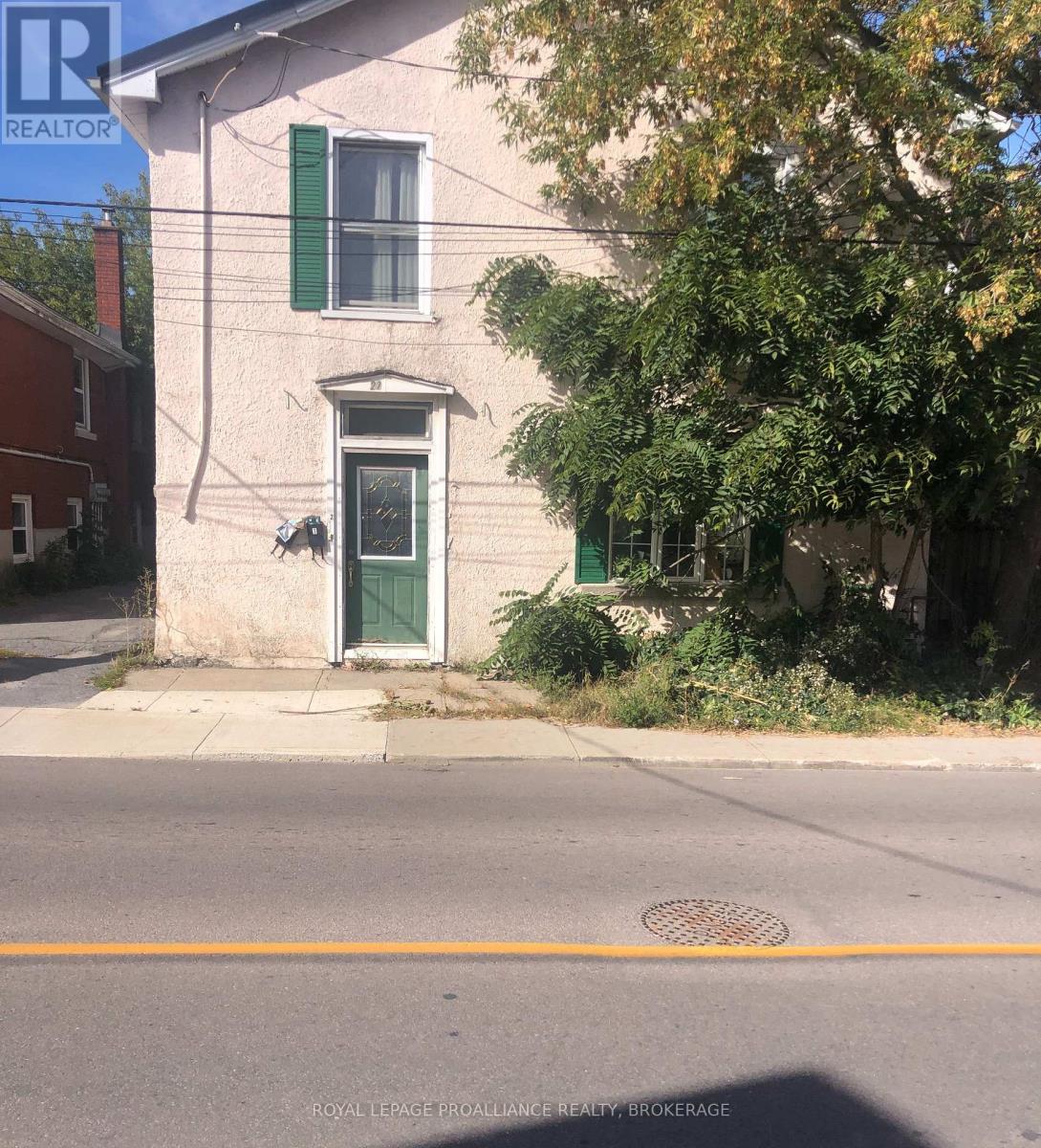 27 STEPHEN STREET