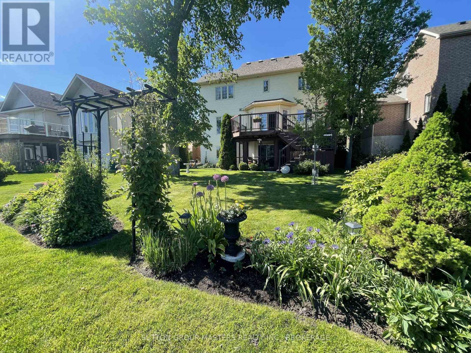 24 GLENORA DRIVE