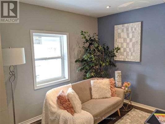 80 Chestnut Ave, Hamilton (Gibson), ON 3