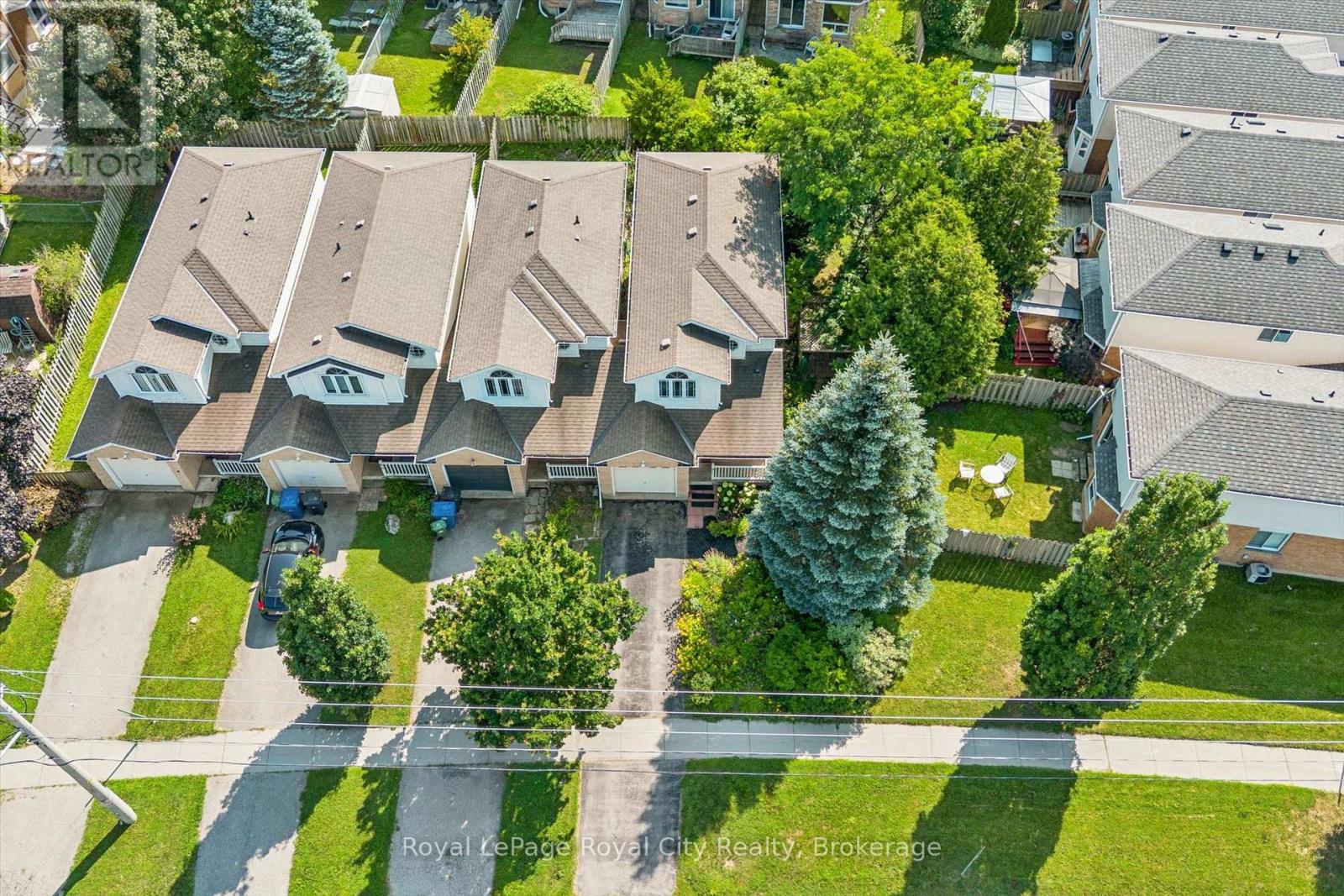 811 EDINBURGH ROAD S