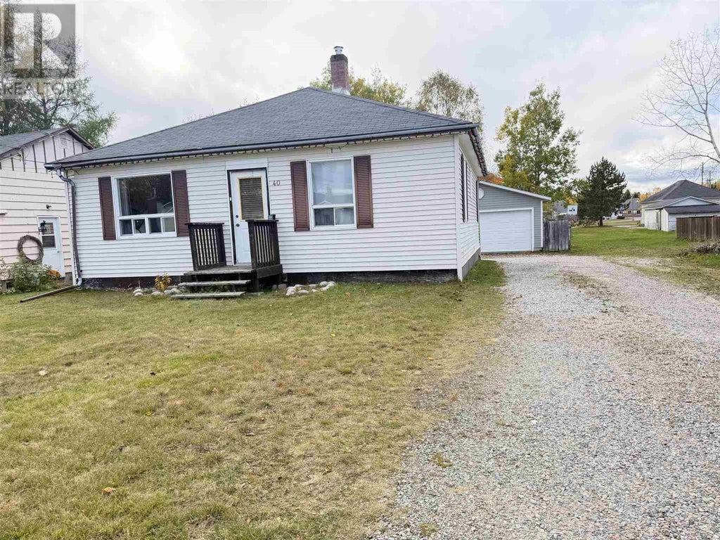 40 CHURCHILL AVE, WAWA, ON P0S 1K0 - Image 3481084793.jpeg?d=l