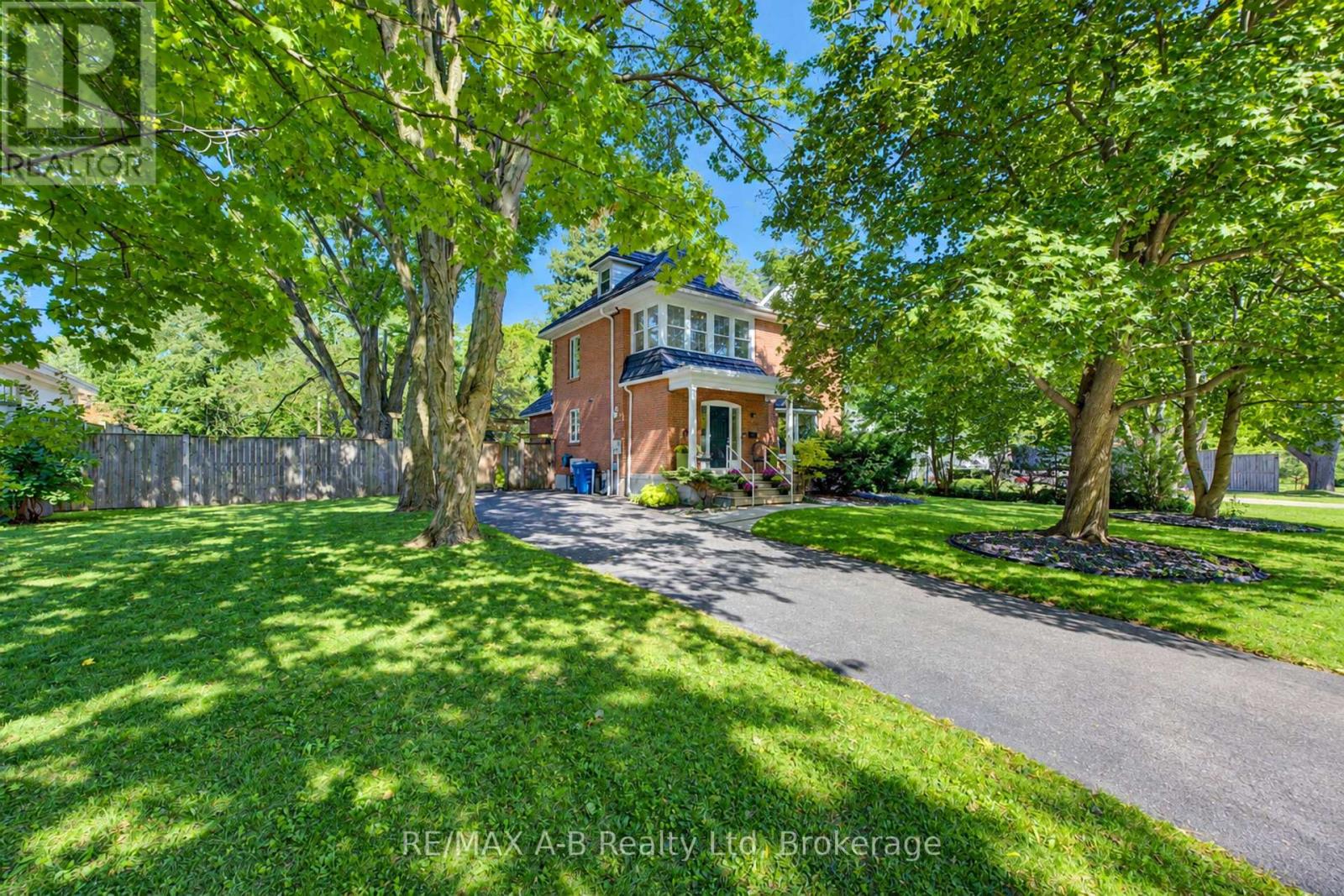 204 DELAMERE AVENUE