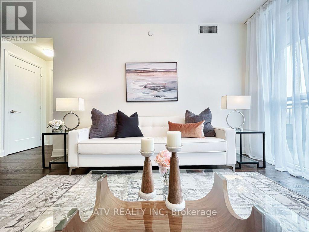 506 - 151 AVENUE ROAD