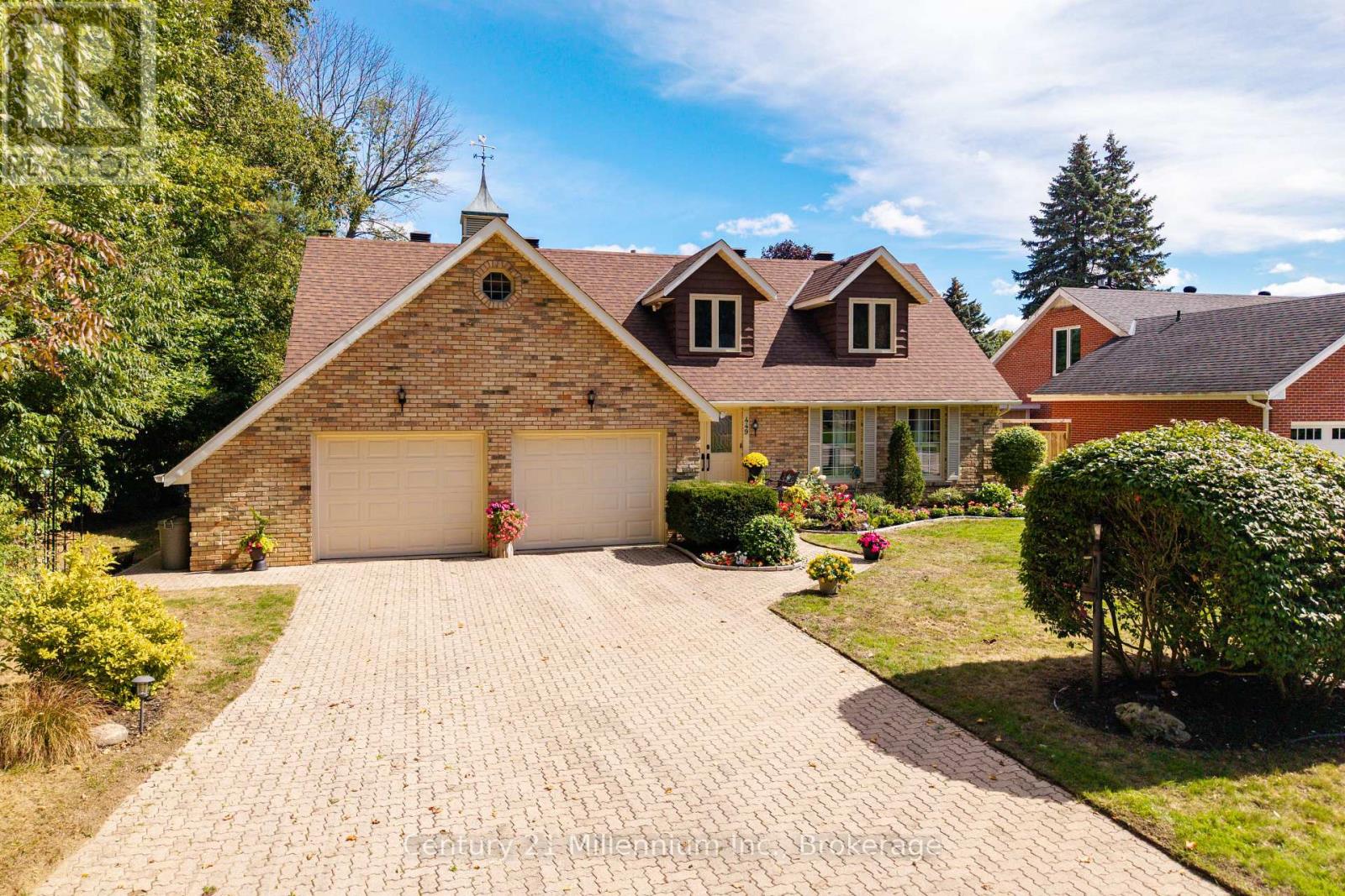 449 6TH AVENUE W