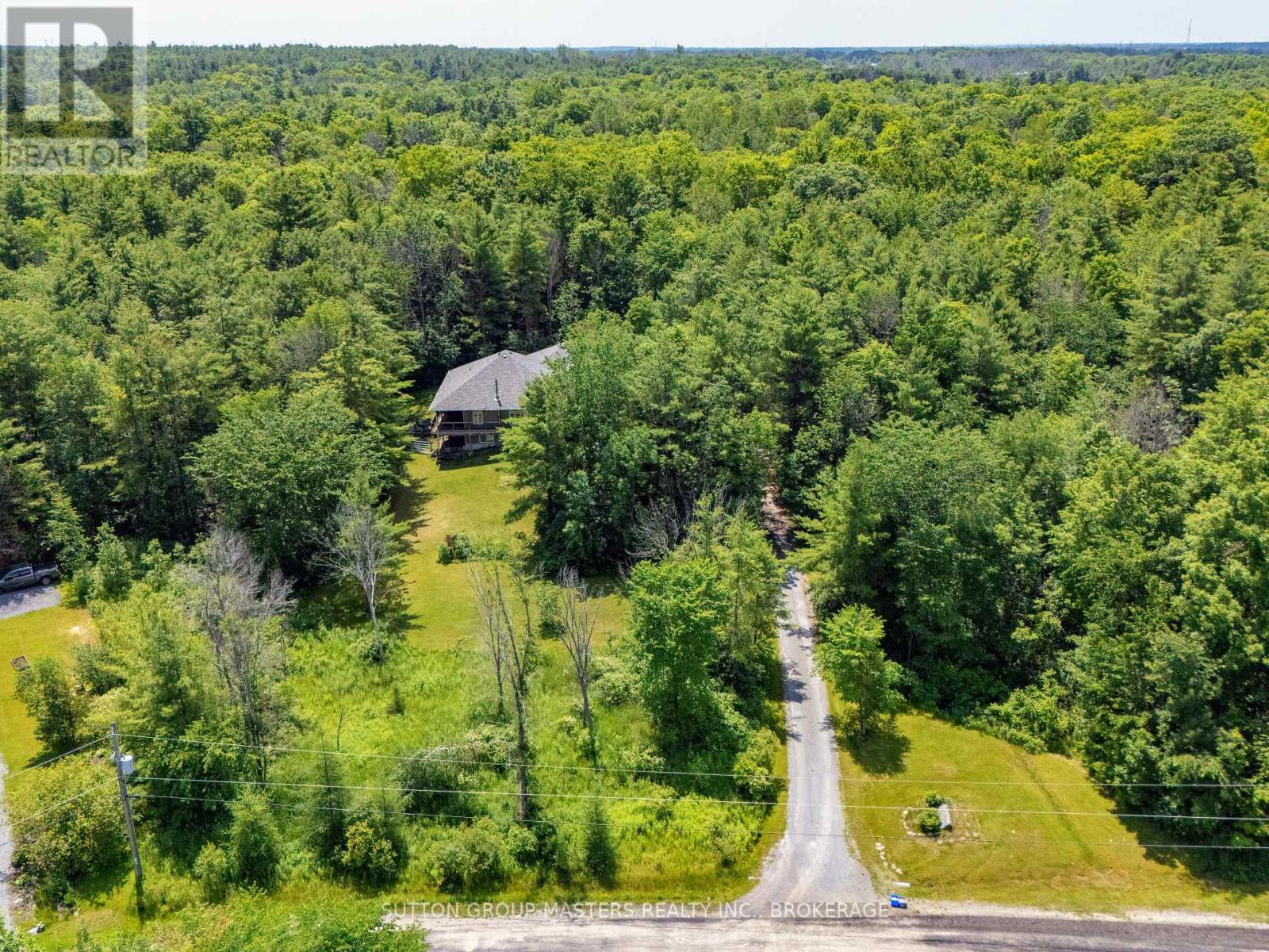 139 COUNTRY WOODS DRIVE