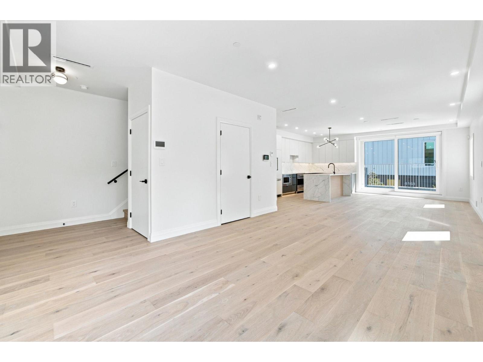 6162 GRANVILLE STREET