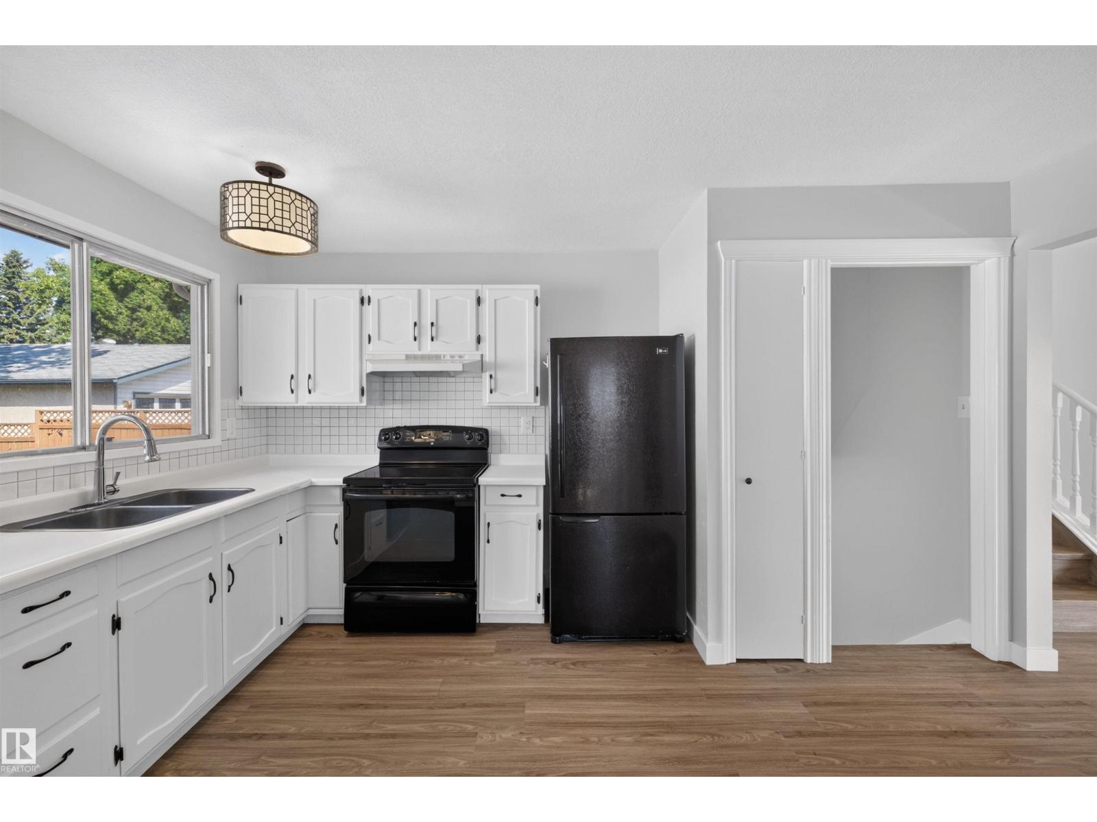 59 GRANVILLE CR