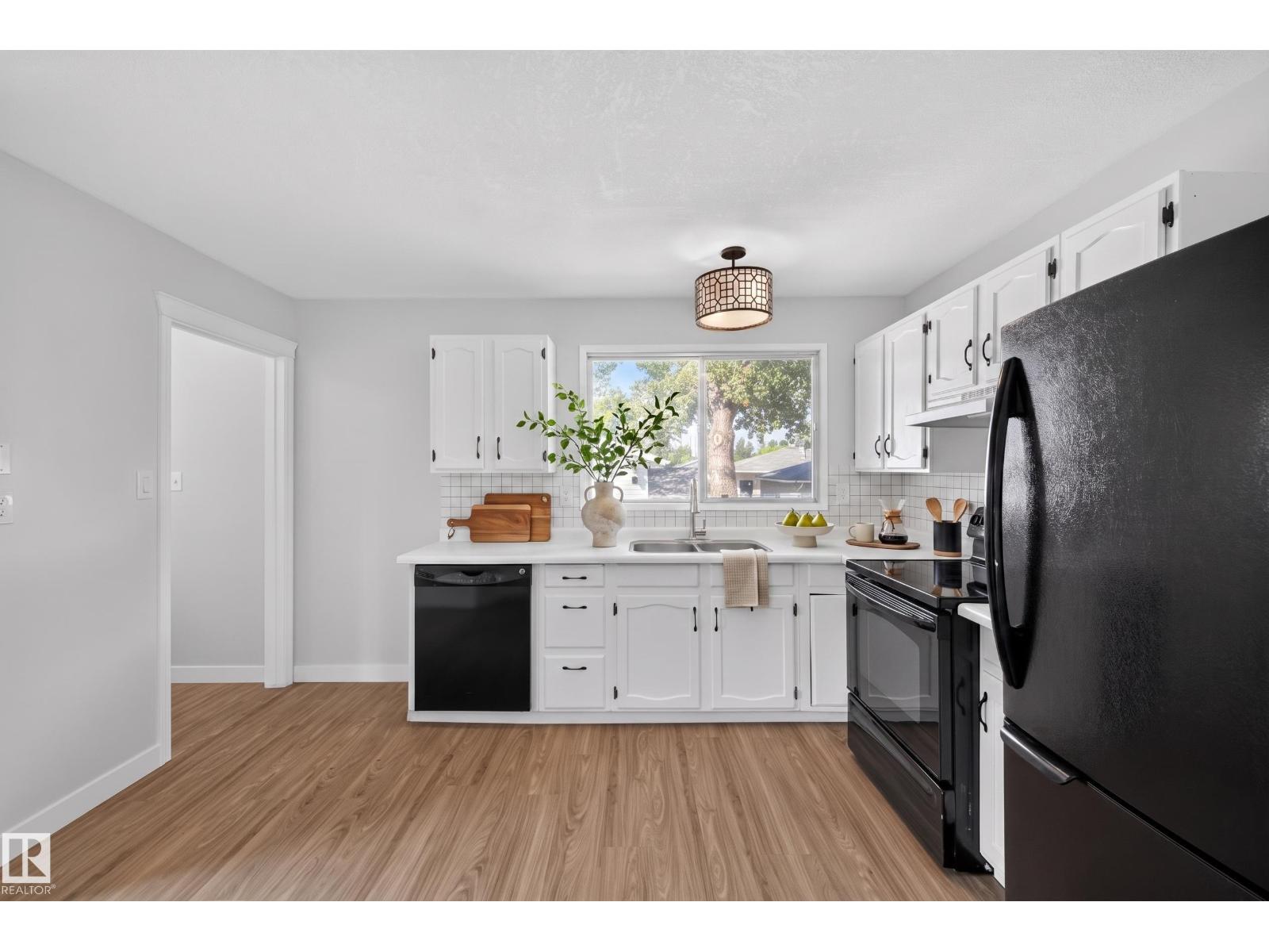 59 GRANVILLE CR