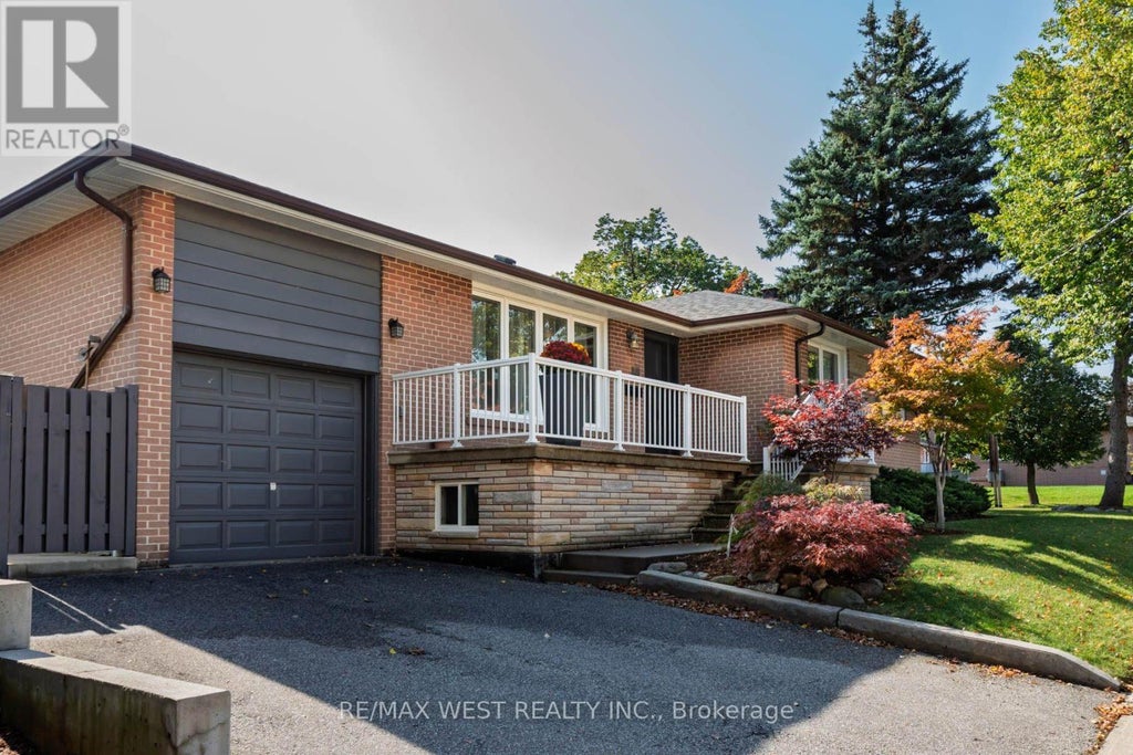 82 RENAULT CRESCENT, TORONTO (HUMBER HEIGHTS), ON M9P 1J6 - Image 31211515.jpeg?d=l
